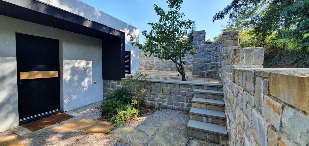 House G Villa Dekani Dış mekan fotoğraf